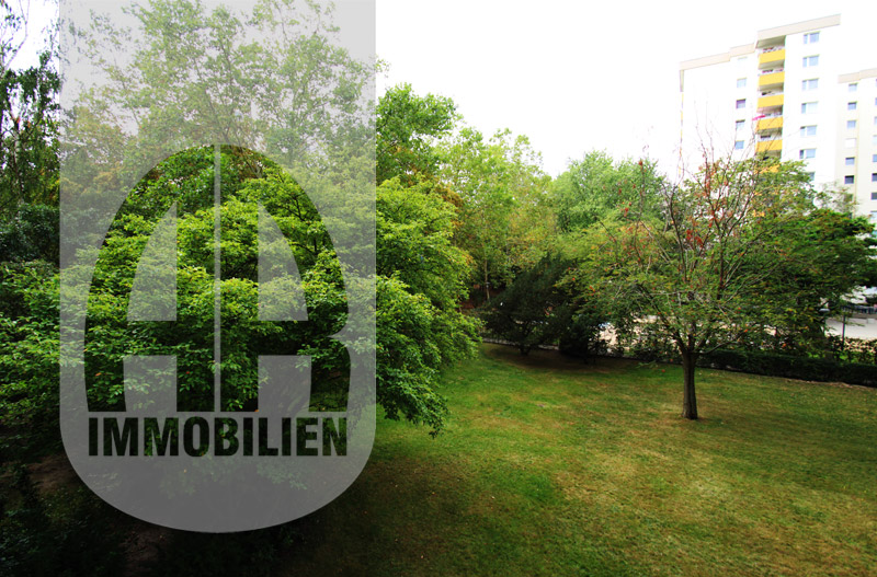 3 Zimmer Wohnung mit Balkon zum Kauf und bezugsfrei,Berlin AR